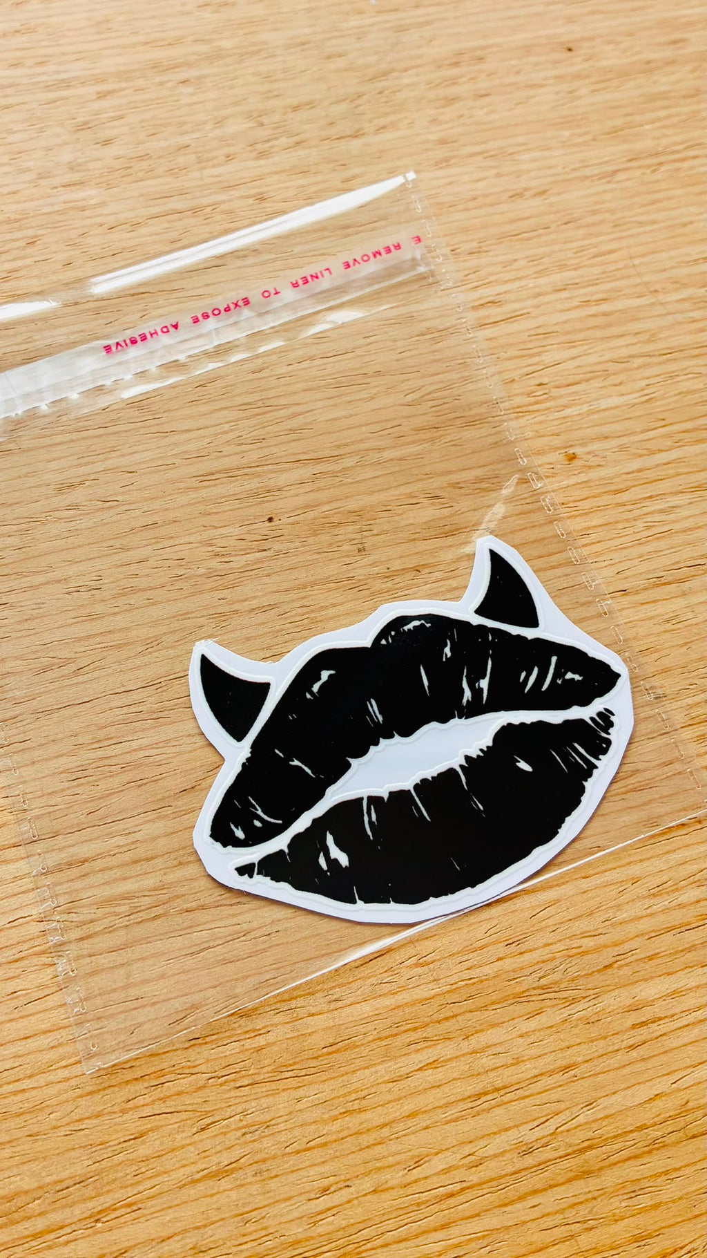 PEGATINA / STICKER KIISS DEVIL DTF UV