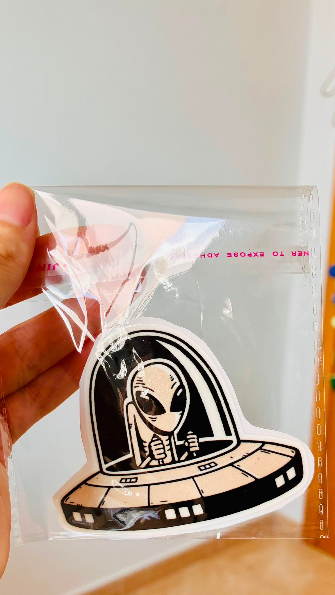 PEGATINA / STICKER OVNI DTF UV