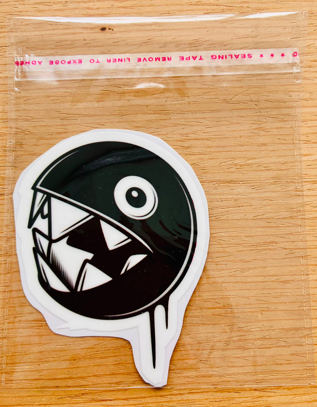 PEGATINA / STICKER BOMBA DTF UV