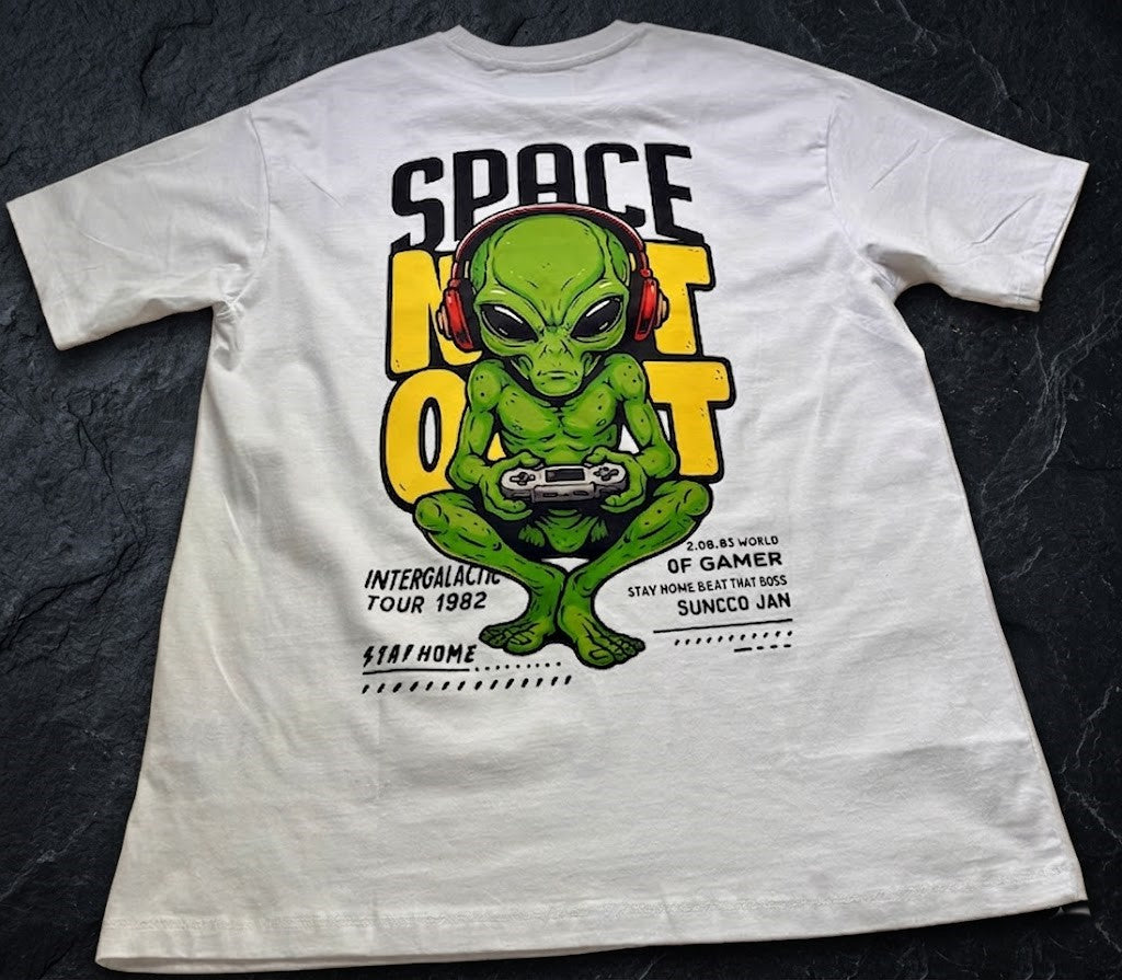 Camiseta Oversized "Alien Gamer" – Space Edition