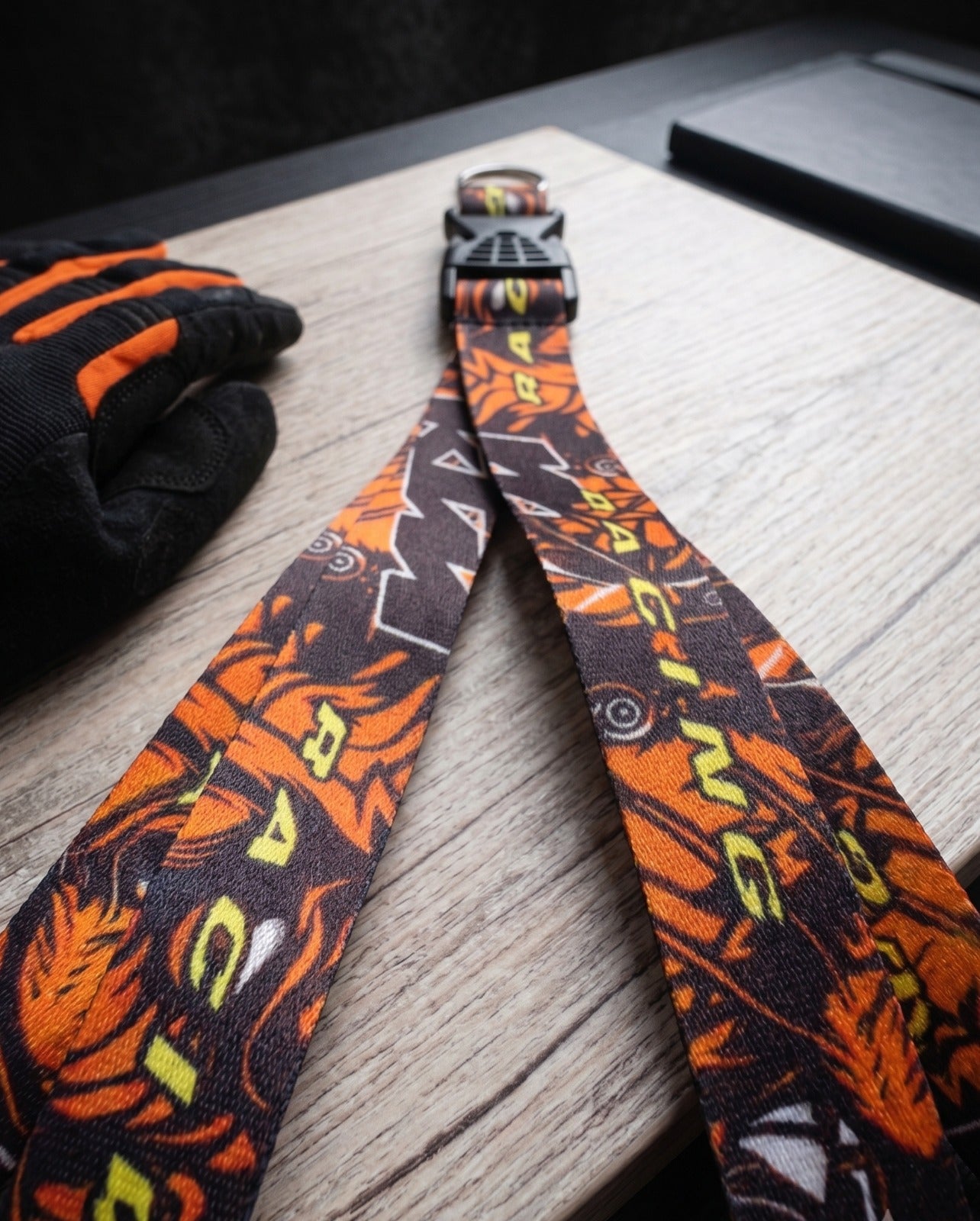 Lanyard Racing "Orange Ready" – Edición Limitada
