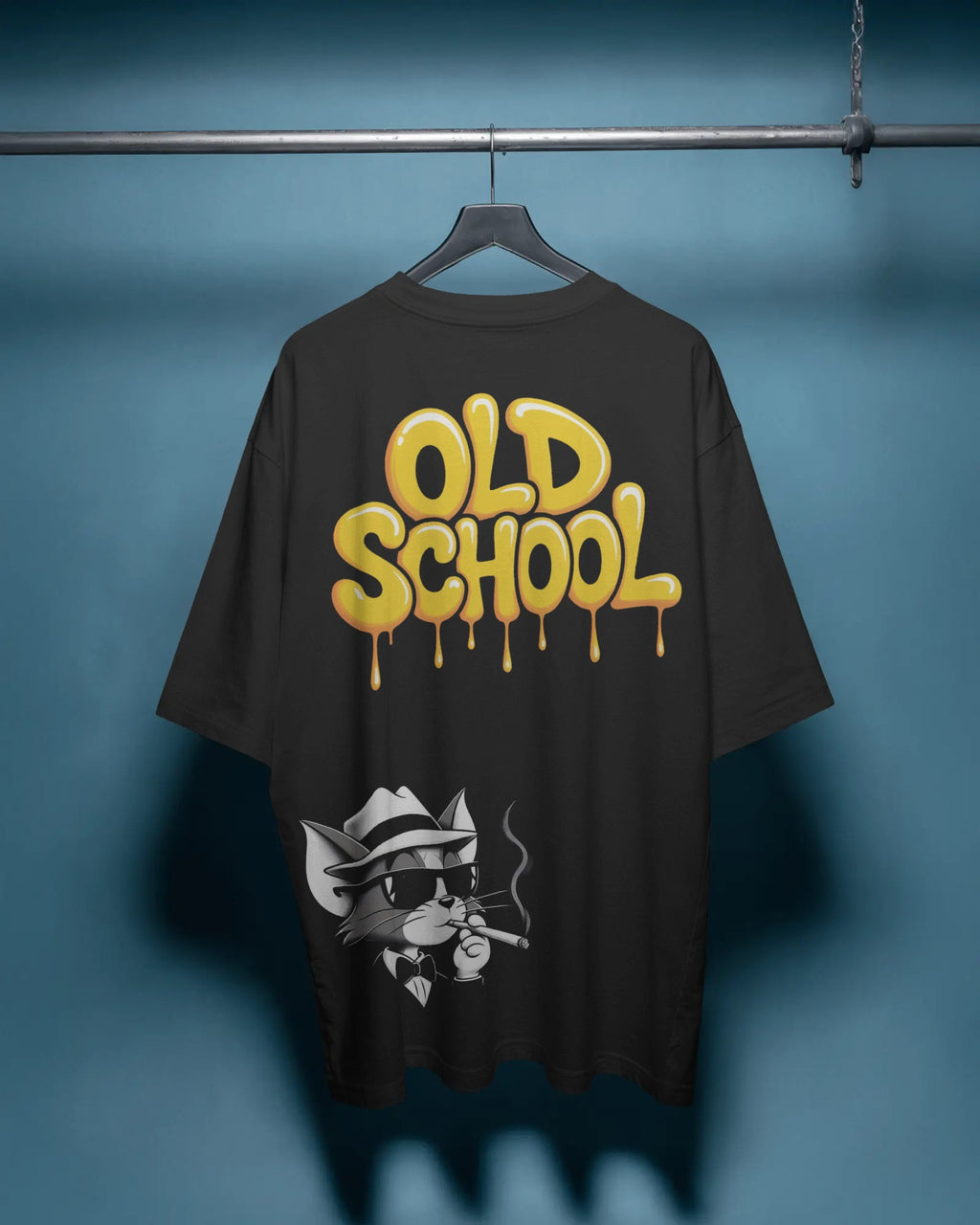 Camiseta Oversize "Old School Cat" – Black Edition